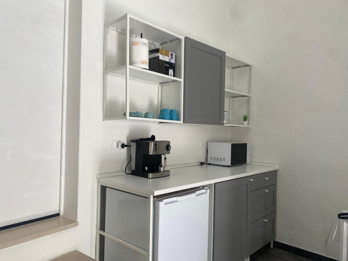 Usigliano La Petite Maison מראה חיצוני תמונה