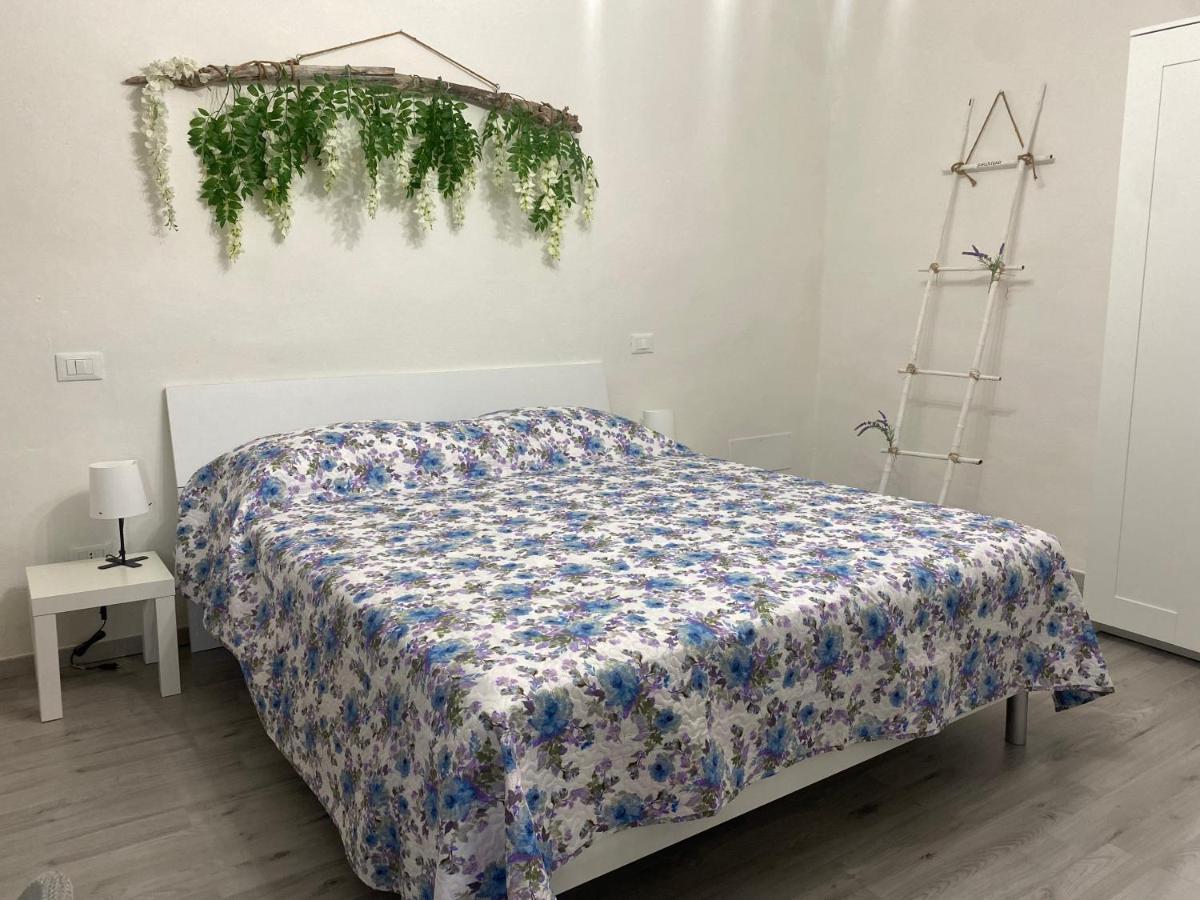 Usigliano La Petite Maison מראה חיצוני תמונה