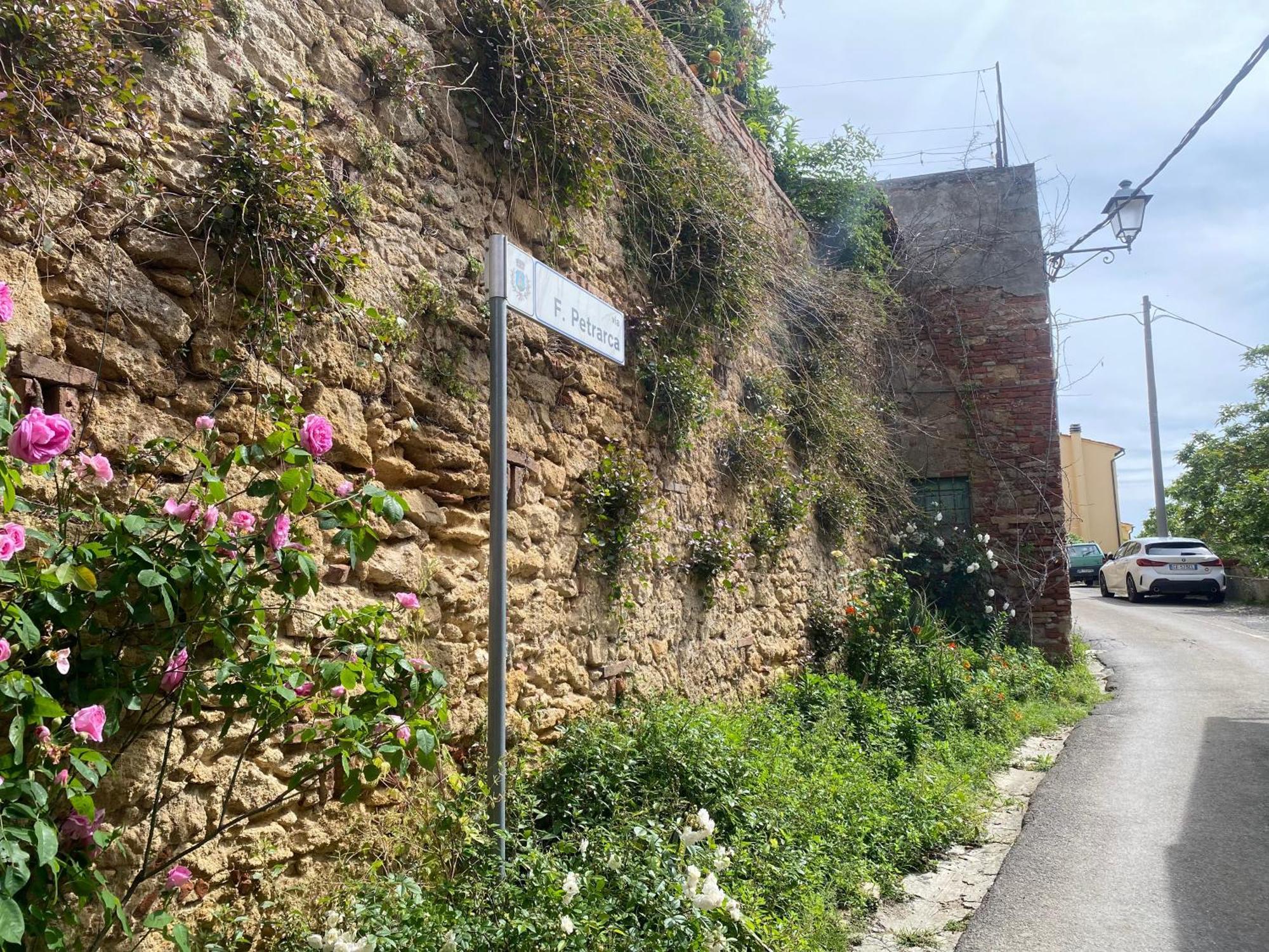 Usigliano La Petite Maison מראה חיצוני תמונה