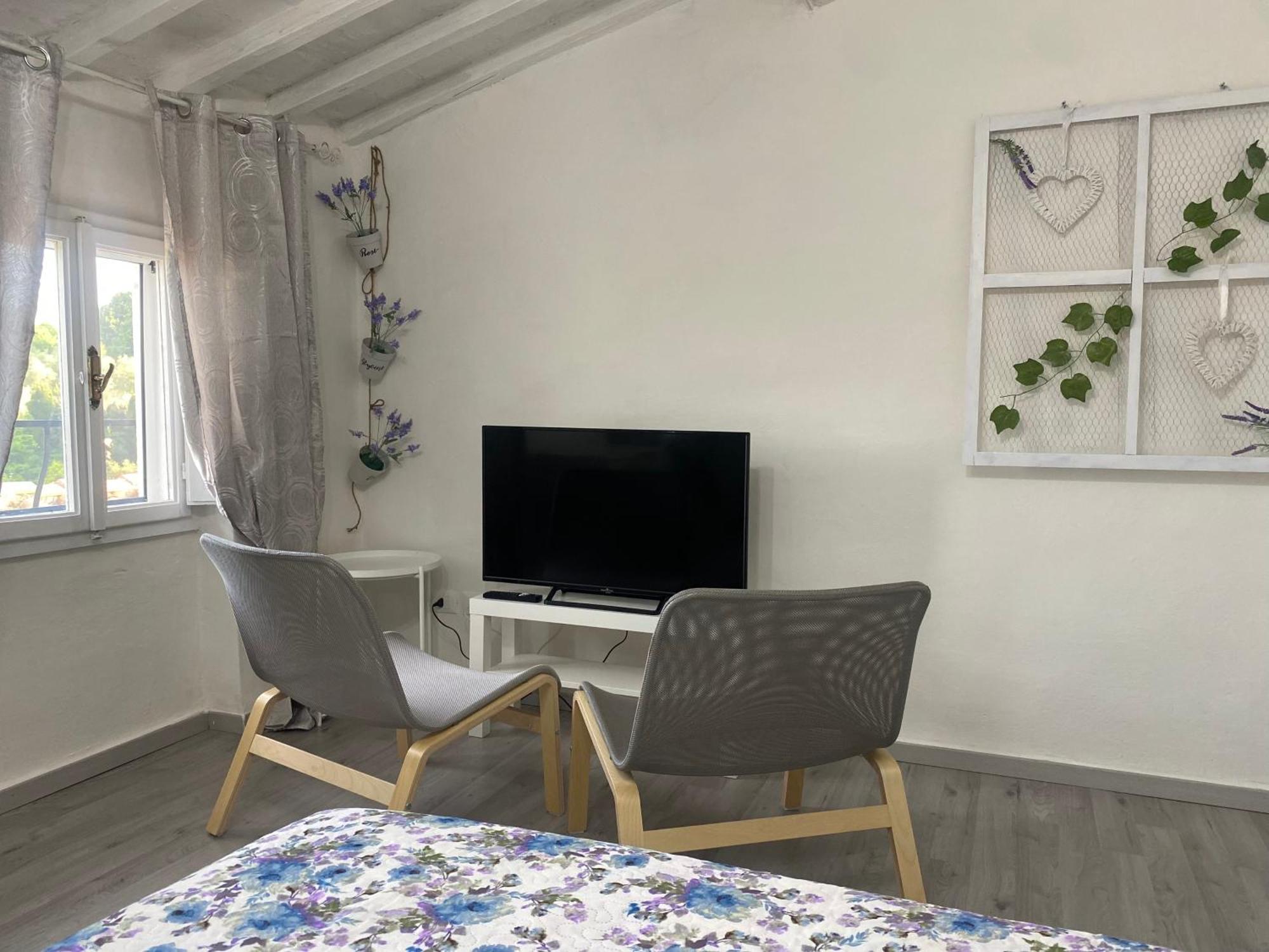 Usigliano La Petite Maison מראה חיצוני תמונה